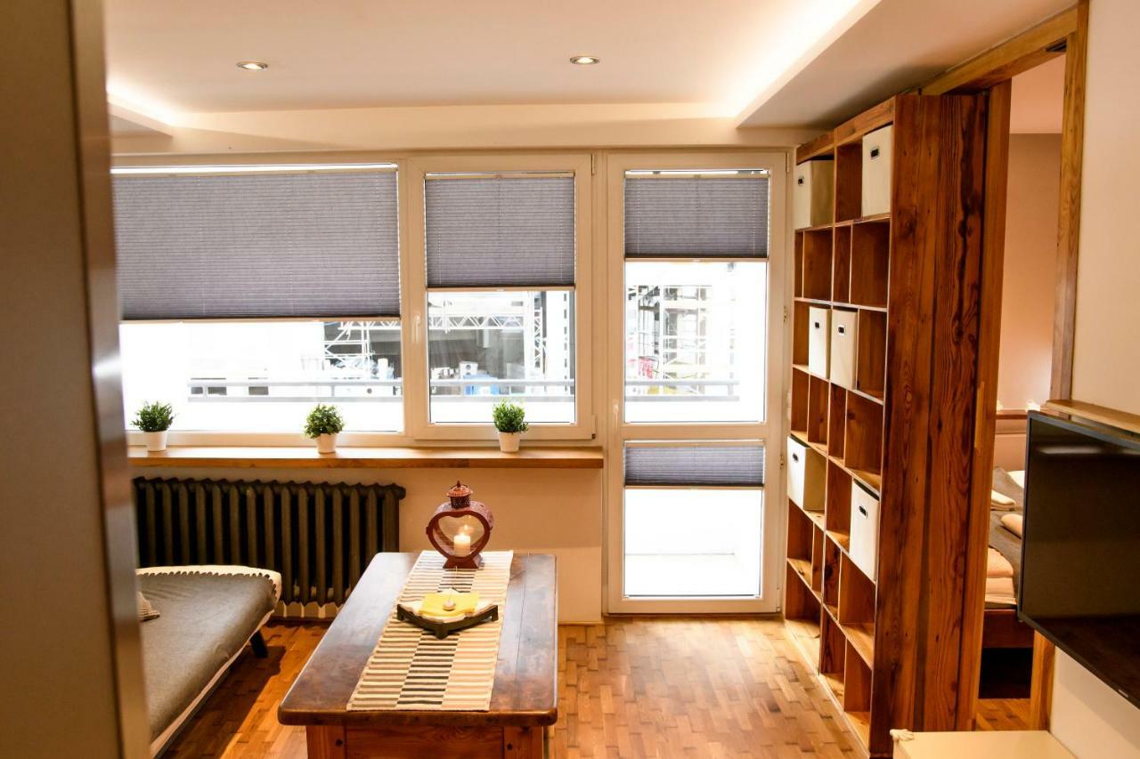 شقة Chmielna Wood Lux وارسو المظهر الخارجي الصورة